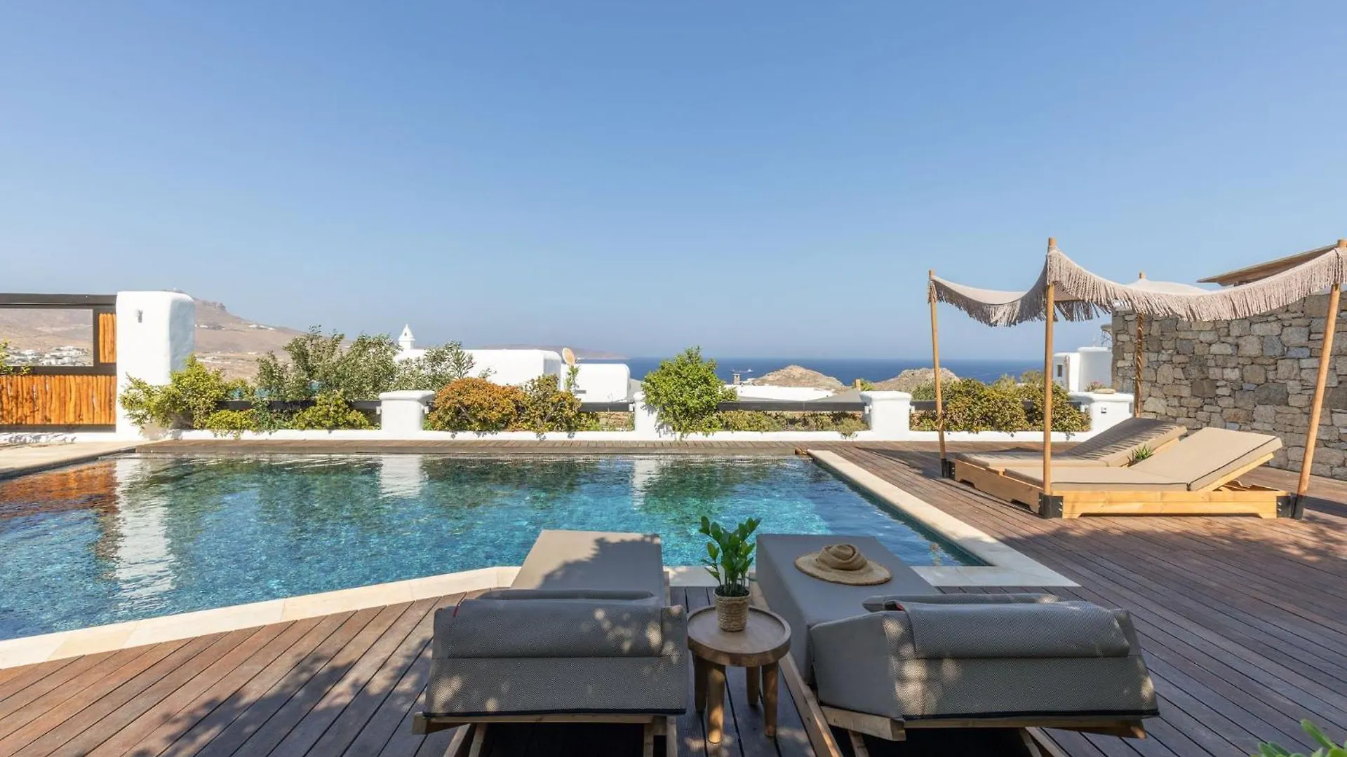 Myconian Platinum Senior & Deluxe Villas Kalafatis 0*,  Greece