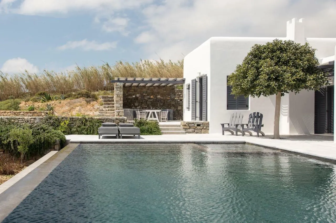 Myconian Platinum Senior & Deluxe Villas Kalafatis